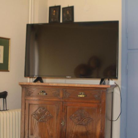 Classic Apartment In Kalamata Esterno foto