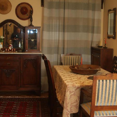 Classic Apartment In Kalamata Esterno foto