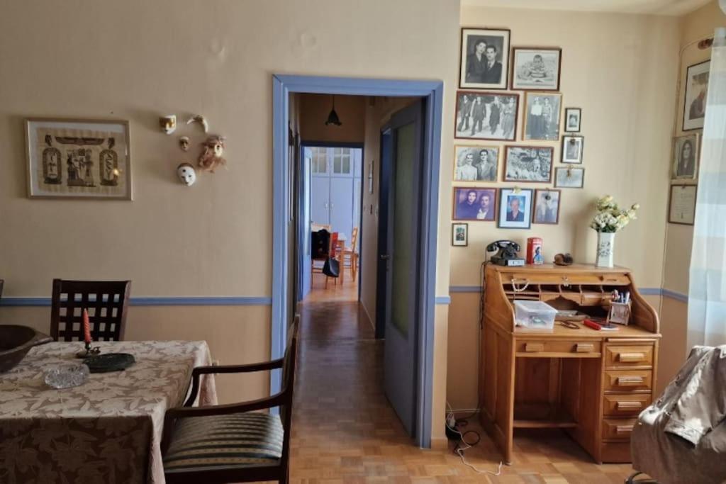 Classic Apartment In Kalamata Esterno foto