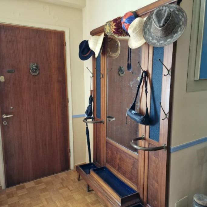 Classic Apartment In Kalamata Esterno foto
