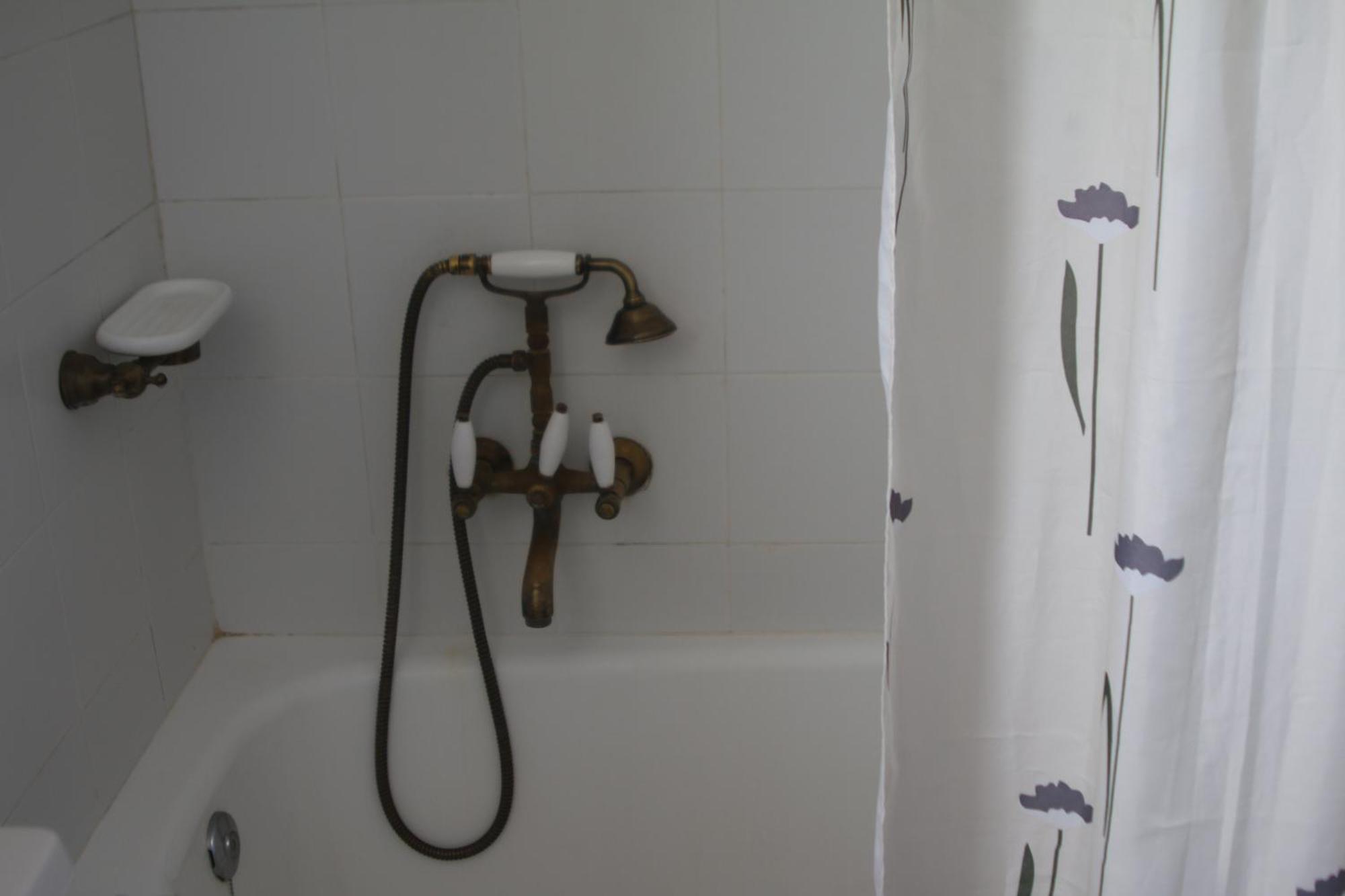 Classic Apartment In Kalamata Esterno foto